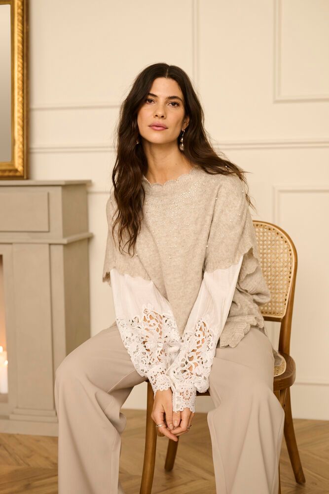 Poncho Manuela beige-Neuleet/Neuletakit-Cream Clothing-Lahja ja sisustus Pussukka Katariina Home Oy