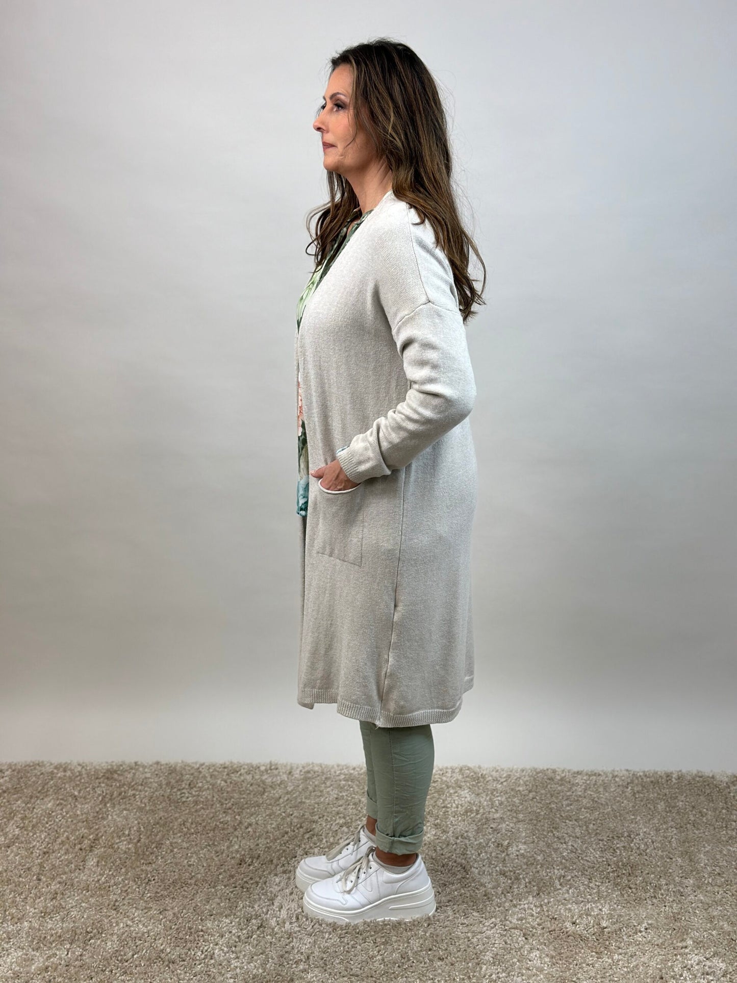 Neuletakki Flora eri värejä-Neuleet/Neuletakit-Mix By Heart-Lahja ja sisustus Pussukka Katariina Home Oy