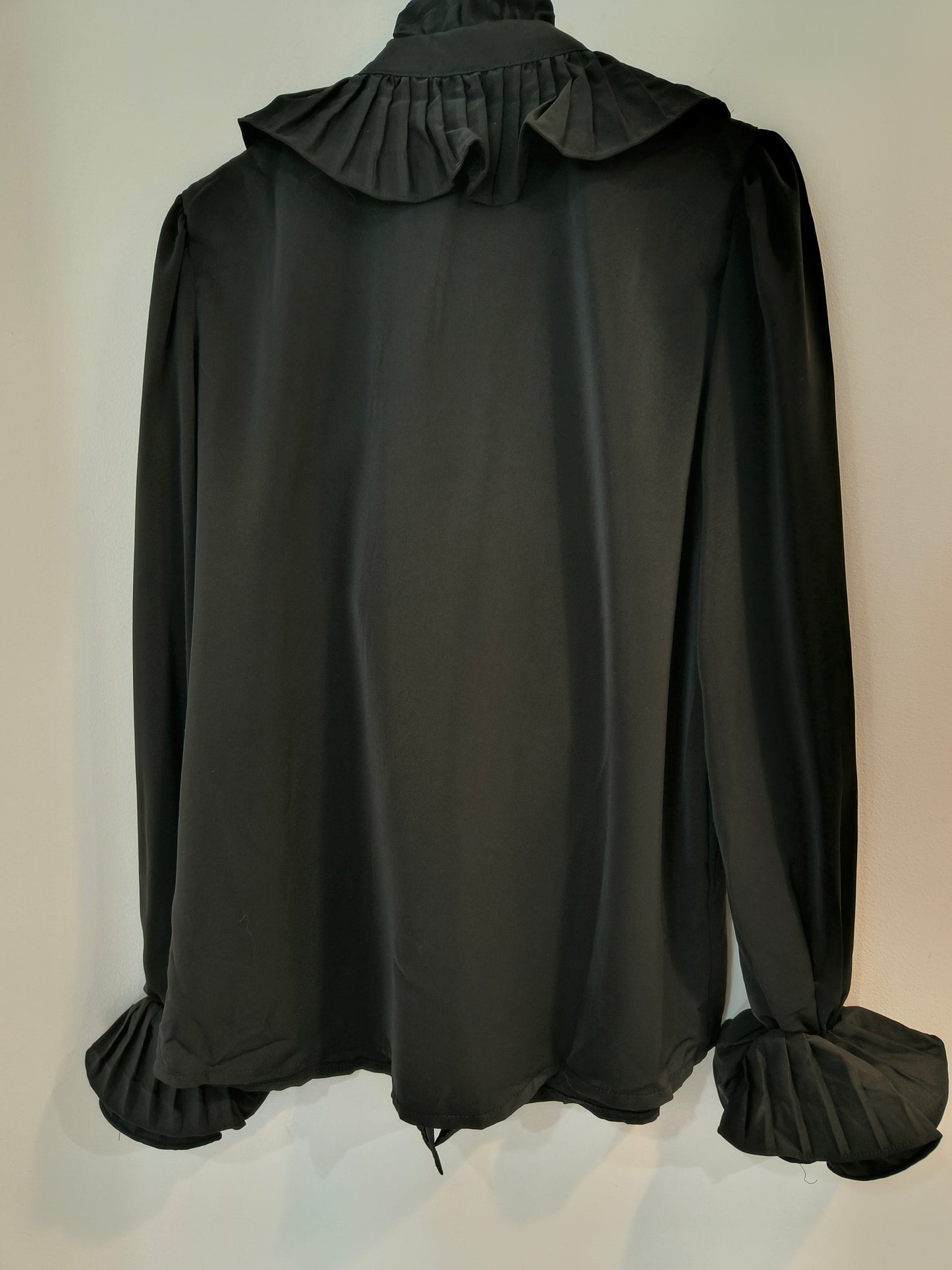 Pusero Plisse eri värejä-Puserot-Marc Lauge-Lahja ja sisustus Pussukka Katariina Home Oy