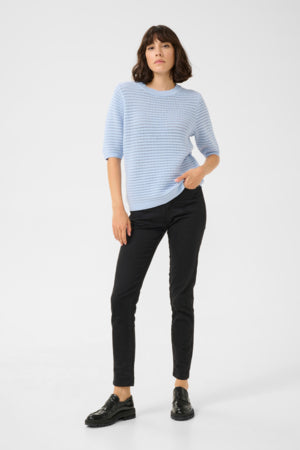 Neule Ary eri värejä-Neuleet/Neuletakit-Kaffe-Lahja ja sisustus Pussukka Katariina Home Oy