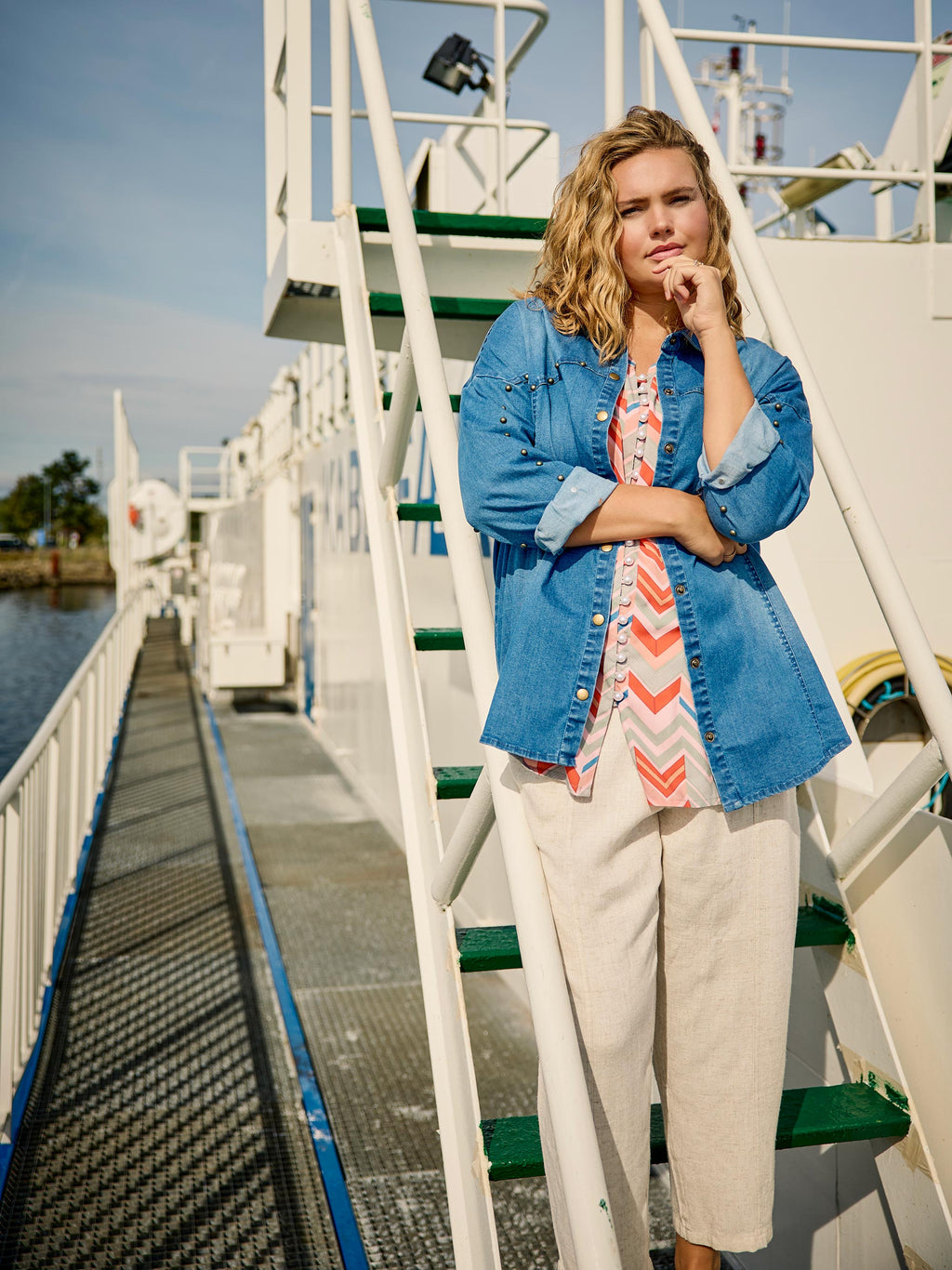 Housut Lia sand-Housut/Farkut-Zoey-Lahja ja sisustus Pussukka Katariina Home Oy