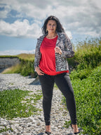 T-Paita Iris punainen-T-Paidat-Zoey-Lahja ja sisustus Pussukka Katariina Home Oy