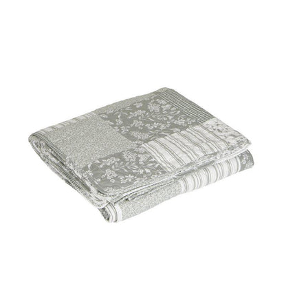 Päiväpeitto Verdi vihreä-Päiväpeitot-Fondaco-Lahja ja sisustus Pussukka Katariina Home Oy