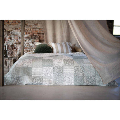 Päiväpeitto Verdi vihreä-Päiväpeitot-Fondaco-Lahja ja sisustus Pussukka Katariina Home Oy