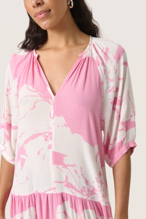 Maksimekko Zaya rose-Mekot/Hameet-Soaked in Luxury-Lahja ja sisustus Pussukka Katariina Home Oy