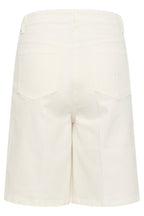 Shortsit Selino luonnonvalkoinen-Shortsit/Trikoot-Soaked in Luxury-Lahja ja sisustus Pussukka Katariina Home Oy
