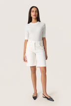 Shortsit Selino luonnonvalkoinen-Shortsit/Trikoot-Soaked in Luxury-Lahja ja sisustus Pussukka Katariina Home Oy