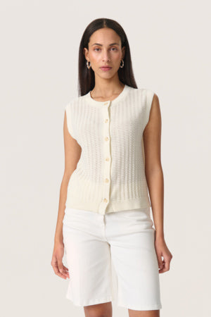 Neuleliivi Susanna luonnonvalkoinen-Neuleet/Neuletakit-Soaked in Luxury-Lahja ja sisustus Pussukka Katariina Home Oy