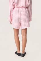 Shortsit Beliro pinkki/valkoraidallinen-Shortsit/Trikoot-Soaked in Luxury-Lahja ja sisustus Pussukka Katariina Home Oy