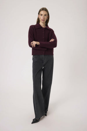 Neuletakki Selene viininpunainen-Neuleet/Neuletakit-Soaked in Luxury-Lahja ja sisustus Pussukka Katariina Home Oy