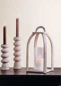 Lyhty Lancaster valkopesty-Kynttilänjalat ja lyhdyt-Zelected by Houze-Lahja ja sisustus Pussukka Katariina Home Oy