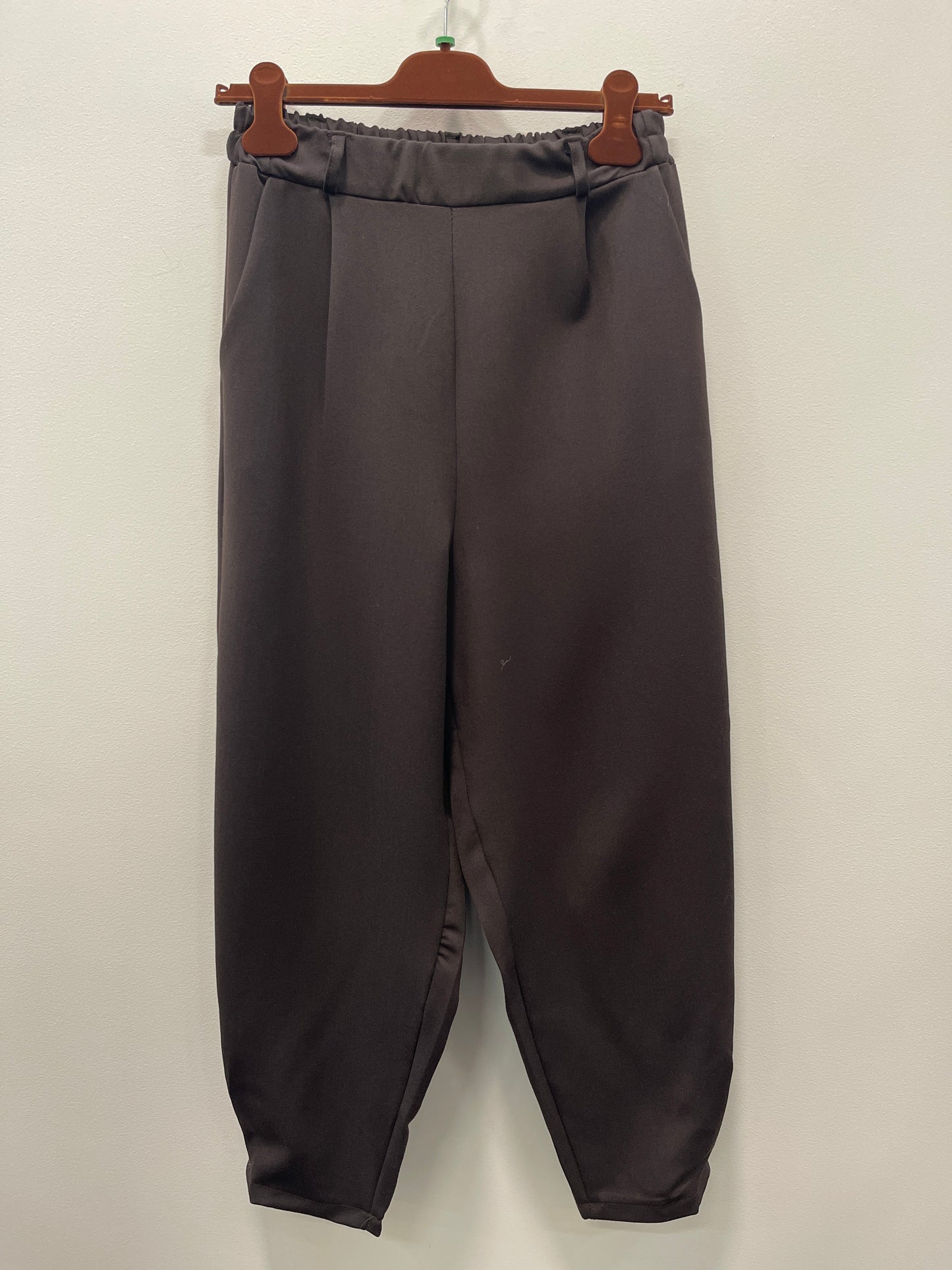 Housut Fienna tummanruskea-Housut/Farkut-Marta du Chateau-Lahja ja sisustus Pussukka Katariina Home Oy