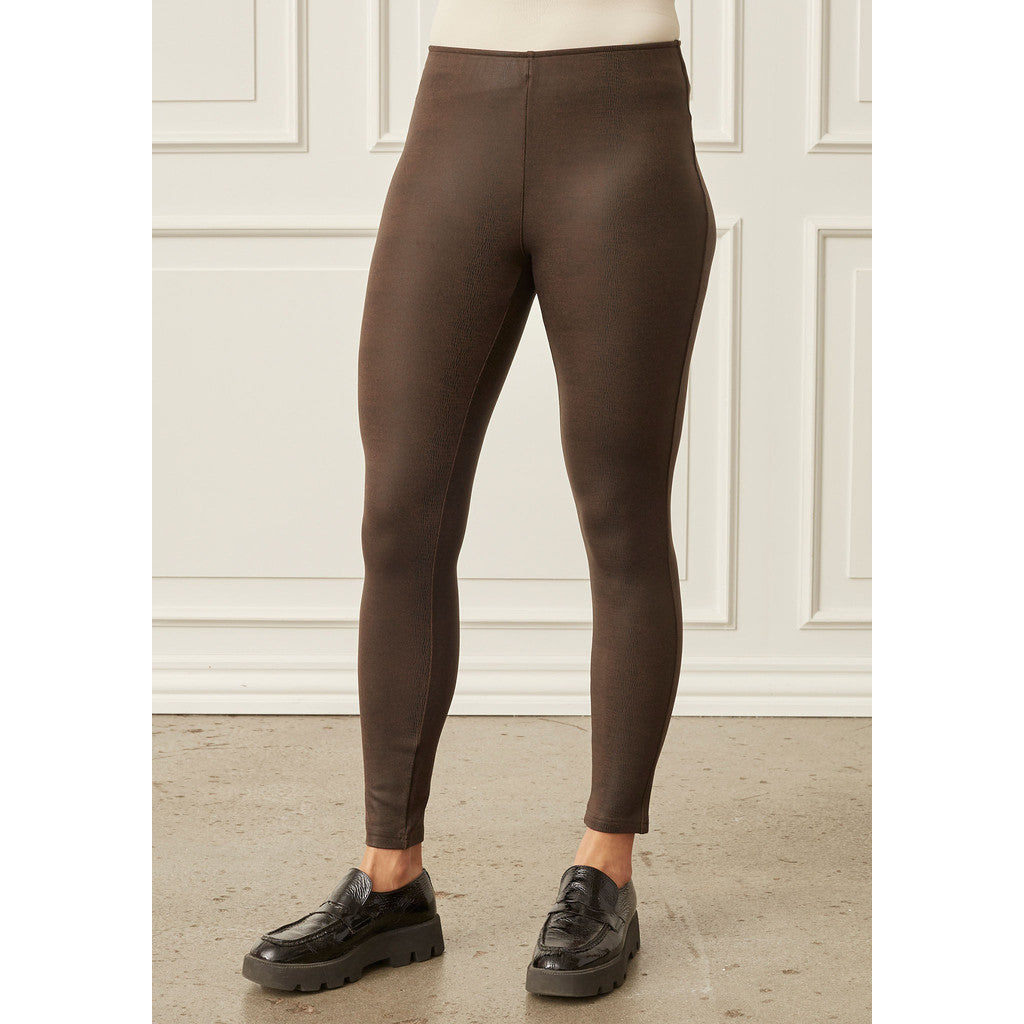 Tekonahka Leggins Helena eri värejä-Shortsit/Trikoot-Isay-Lahja ja sisustus Pussukka Katariina Home Oy