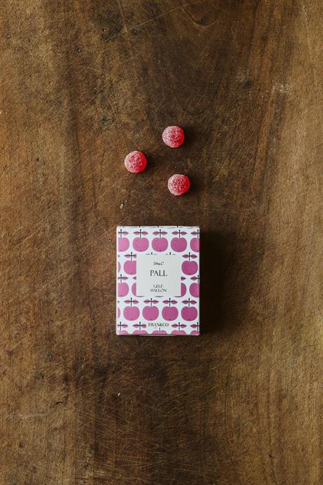 Vadelmapallot-Karkit-Fran&Co-Lahja ja sisustus Pussukka Katariina Home Oy