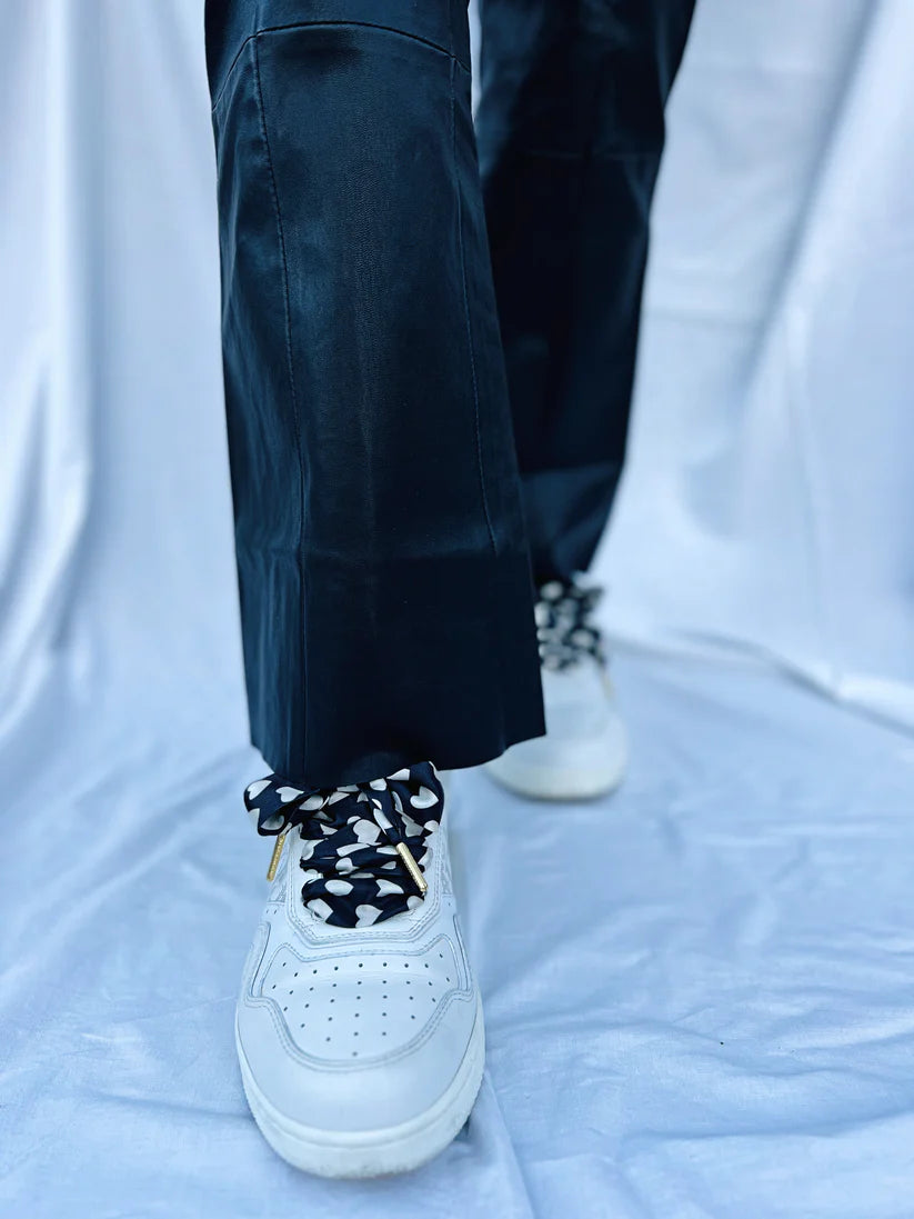 Kengännauhat Black Heart scarf-Jalkineet-The Shoelace Brand-Lahja ja sisustus Pussukka Katariina Home Oy