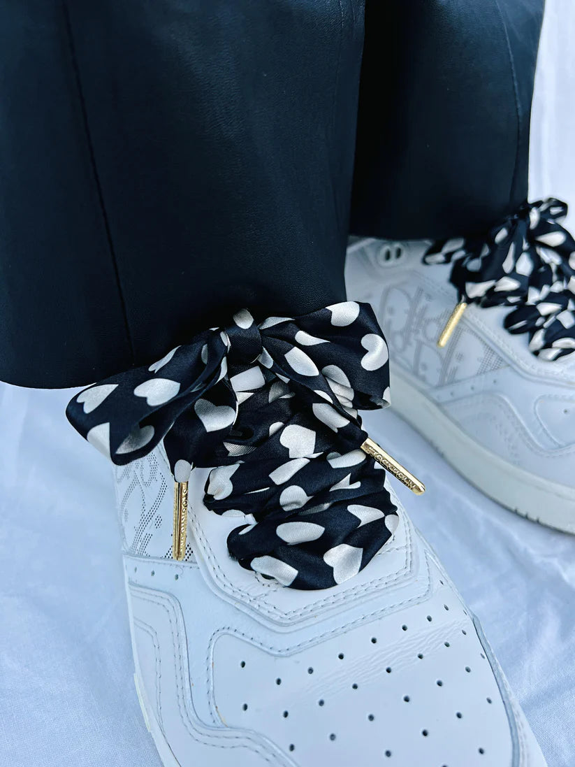 Kengännauhat Black Heart scarf-Jalkineet-The Shoelace Brand-Lahja ja sisustus Pussukka Katariina Home Oy