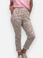 Housut Britta vaaleanpunainen GEMINI by Helen-Housut/Farkut-GEMINI by Helen-Lahja ja sisustus Pussukka Katariina Home Oy