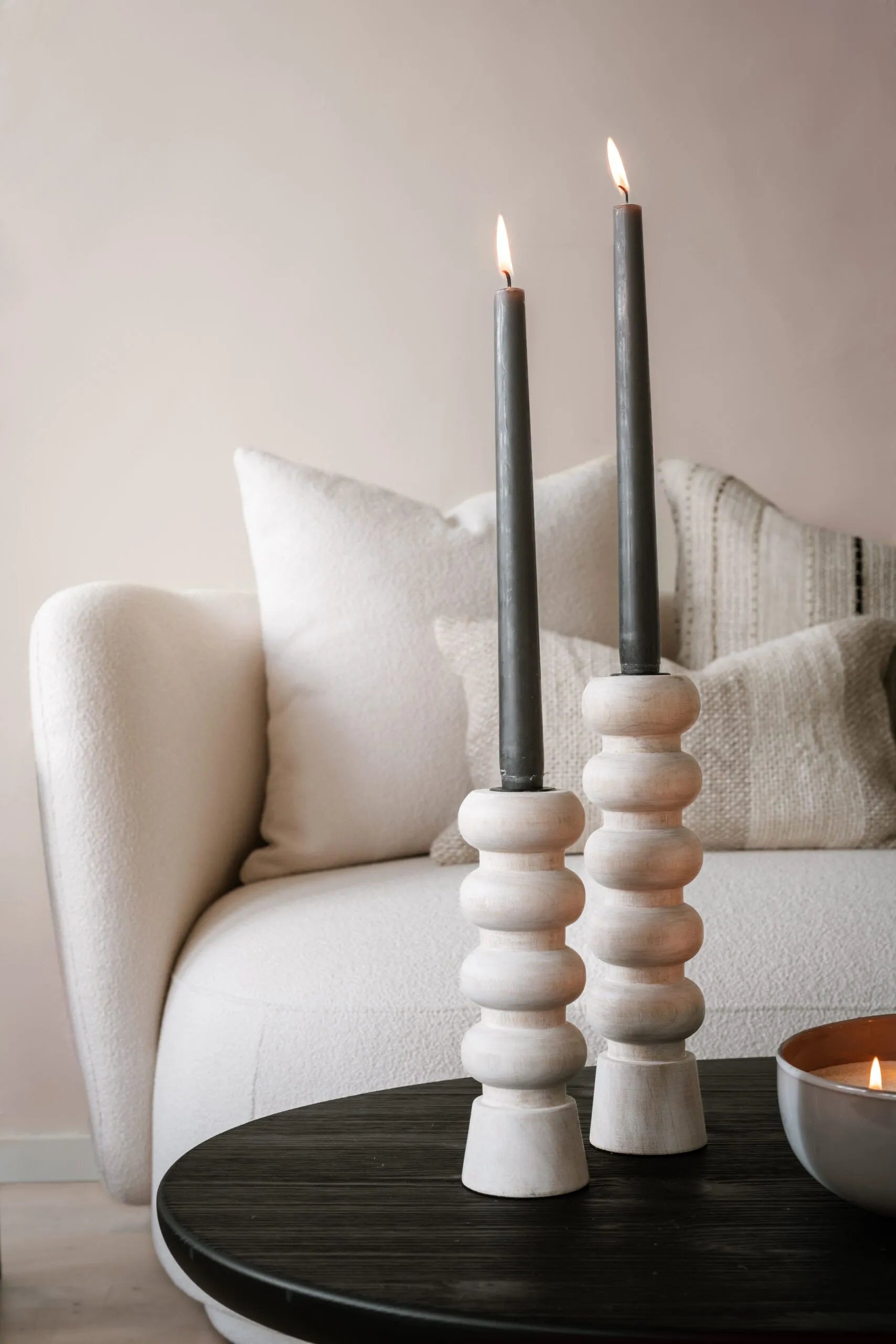 Kynttilänjalka Noni valkopesty-Kynttilänjalat ja lyhdyt-Zelected By Houze-Lahja ja sisustus Pussukka Katariina Home Oy