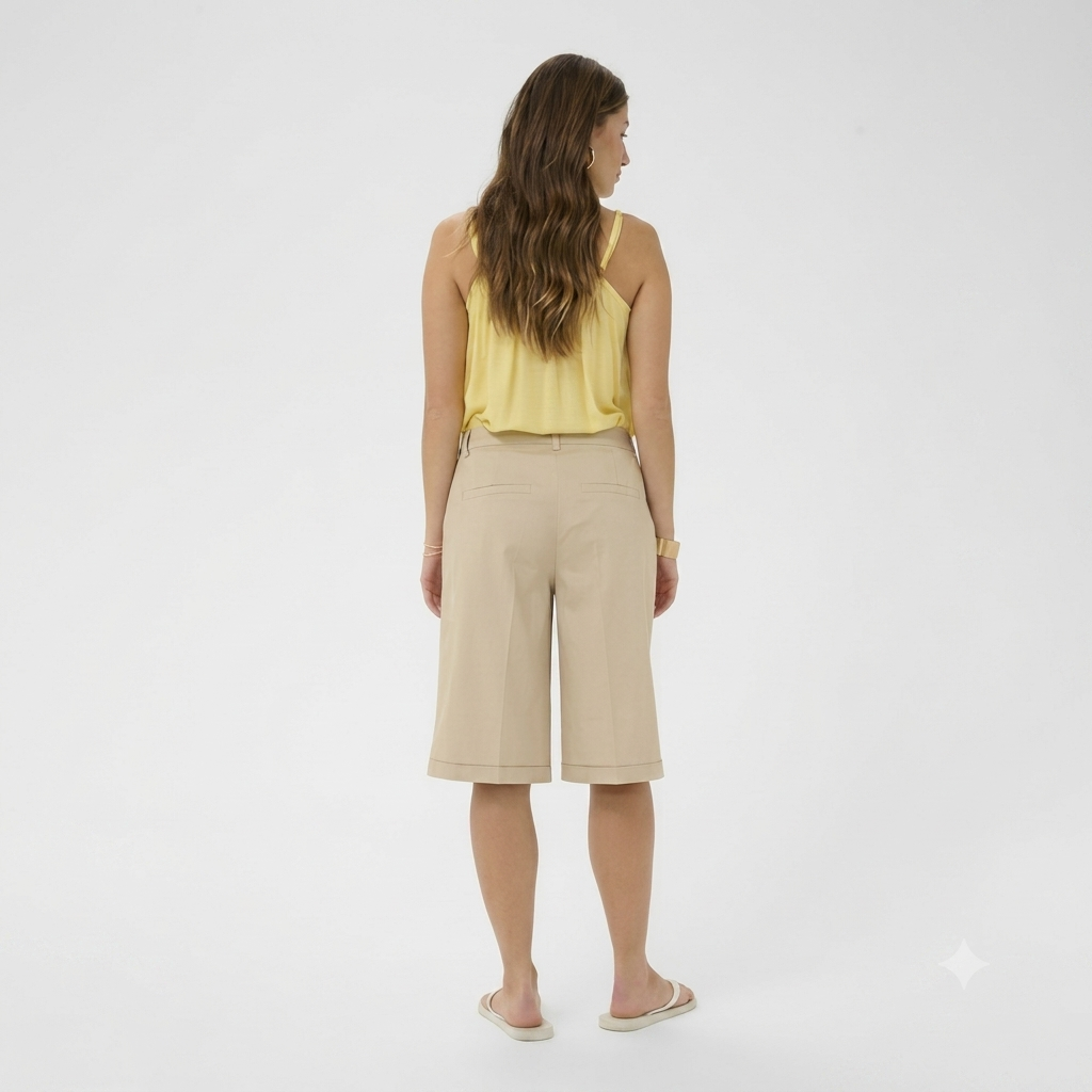 Bermudashortsit Gia beige Cream