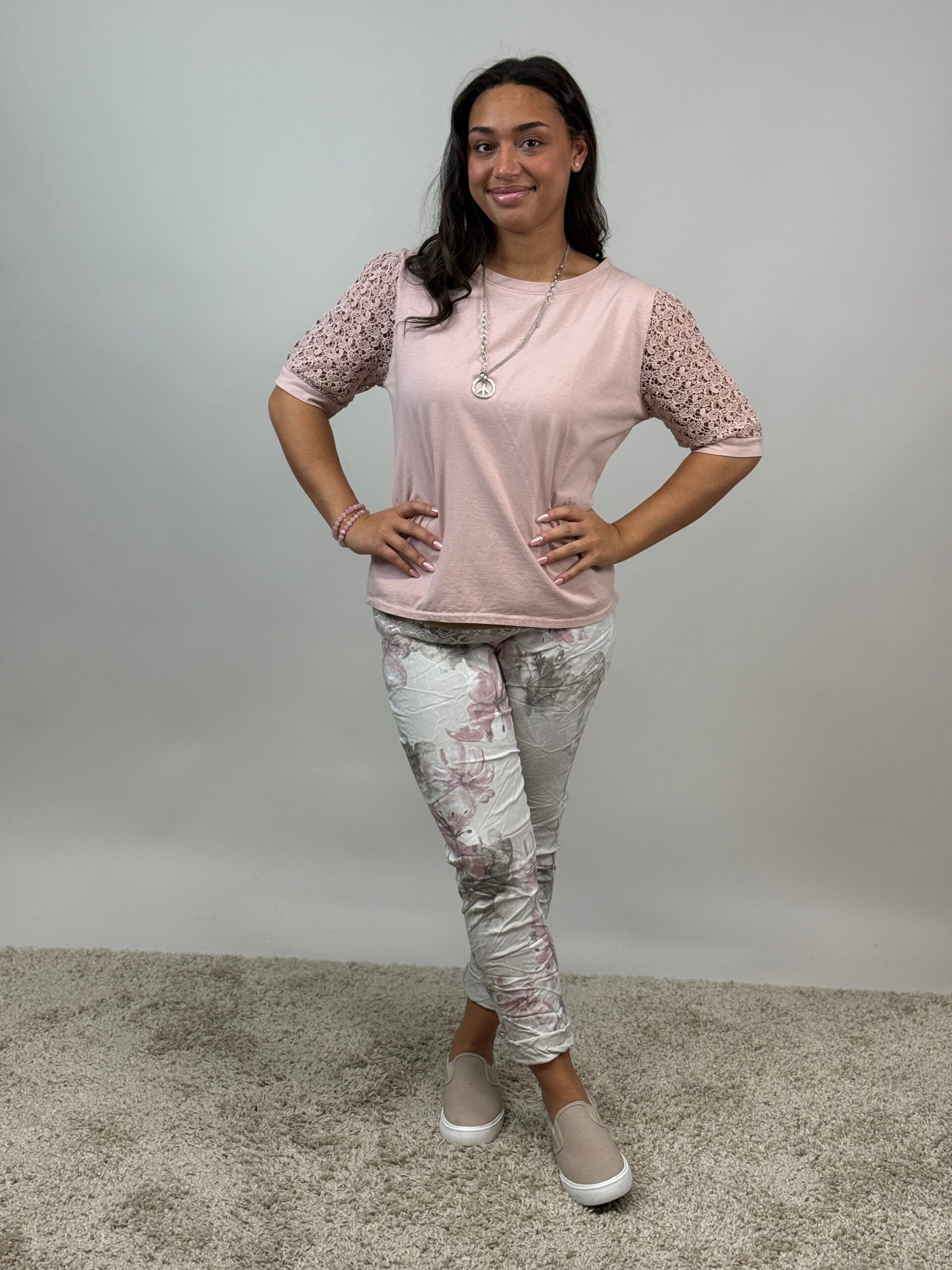 T-Paita Emie eri värejä Mix By Heart-T-Paidat-Mix By Heart-Lahja ja sisustus Pussukka Katariina Home Oy