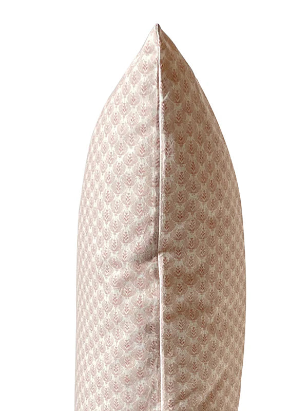 Tyynynpäällinen Maison roosa/valkoinen-Tyynynpäällinen-Vanilla Fly-Lahja ja sisustus Pussukka Katariina Home Oy