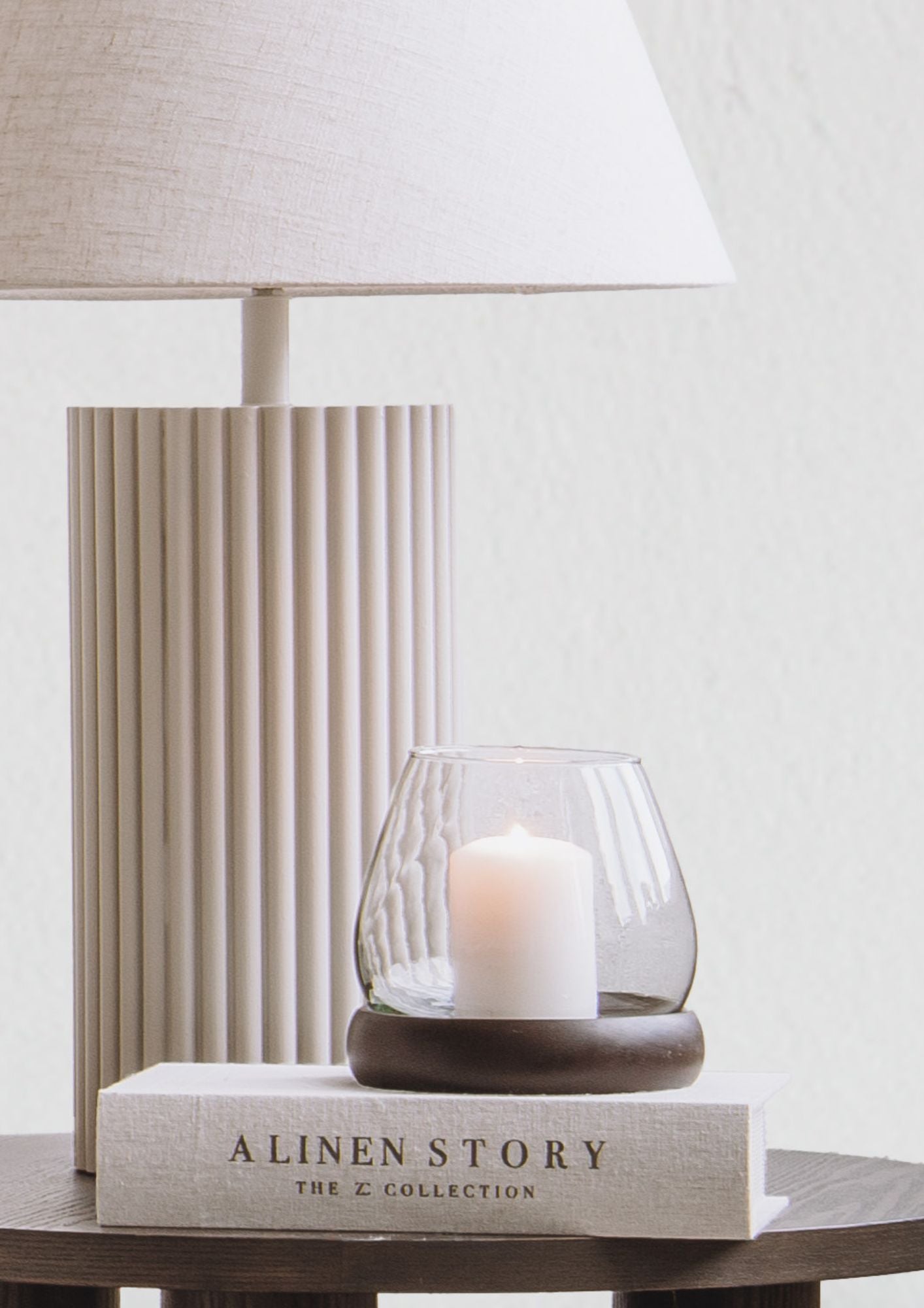 Kynttilälyhty Yale ruskea-Kynttilänjalat ja lyhdyt-Zelected by Houze-Lahja ja sisustus Pussukka Katariina Home Oy