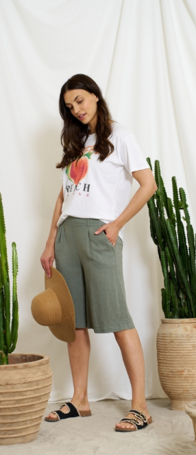 Shortsit Jessica eri värejä-Shortsit/Trikoot-Marta du Chateau-Lahja ja sisustus Pussukka Katariina Home Oy