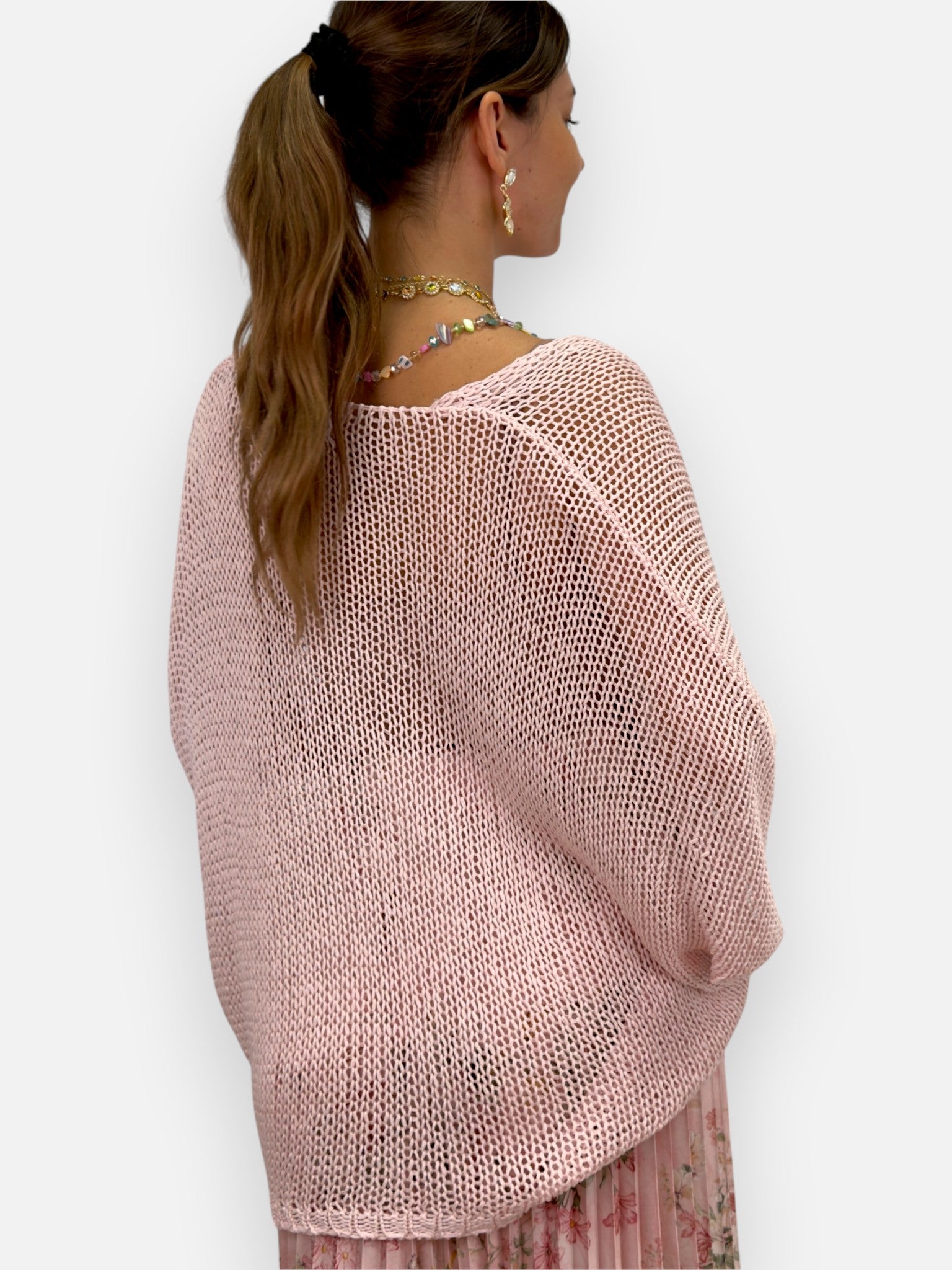 Neulepusero Osha vaaleanpunainen GEMINI by Helen-Neuleet/Neuletakit-GEMINI by Helen-Lahja ja sisustus Pussukka Katariina Home Oy