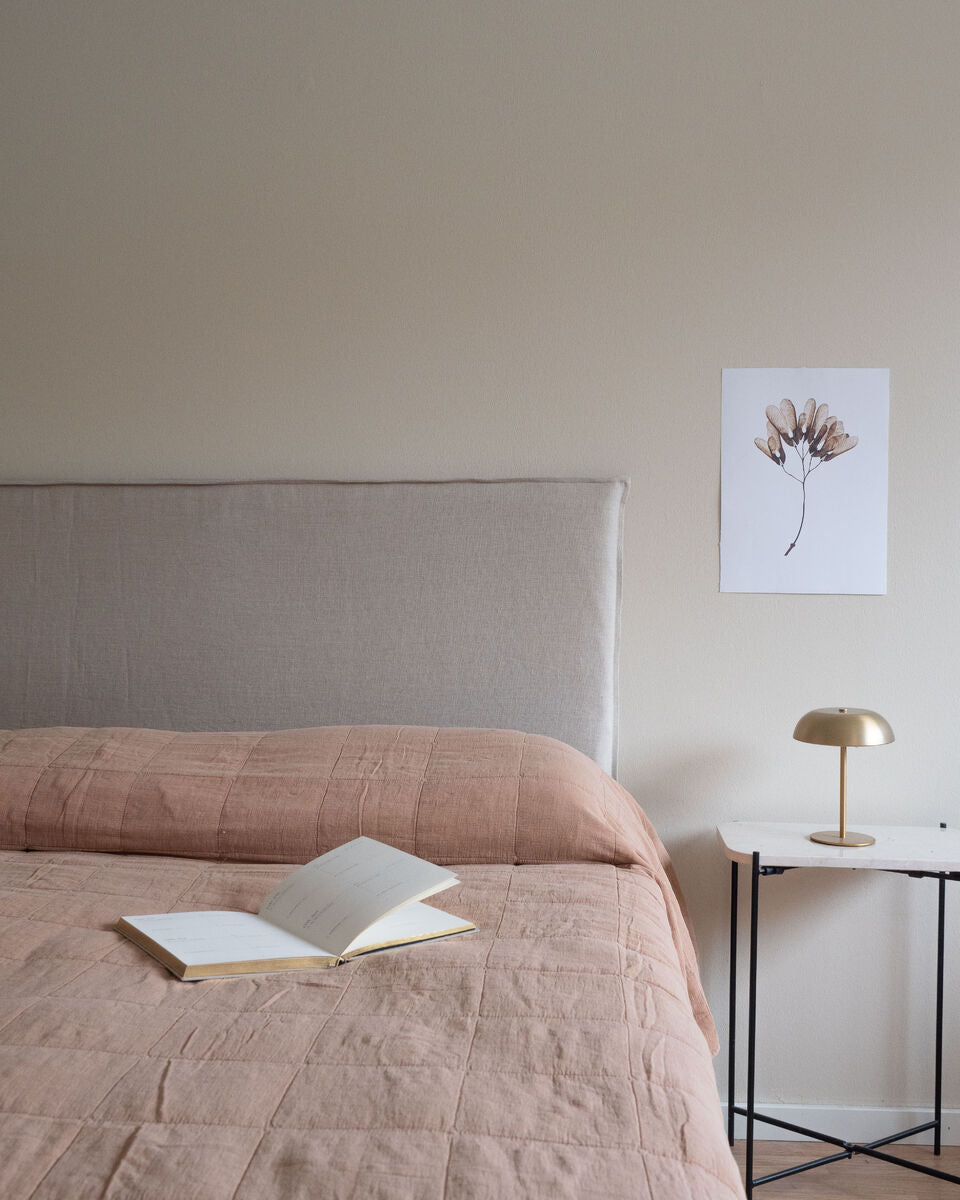 Päiväpeitto Tyyni luonnonvalkoinen-Päiväpeitot-Piironki-Lahja ja sisustus Pussukka Katariina Home Oy