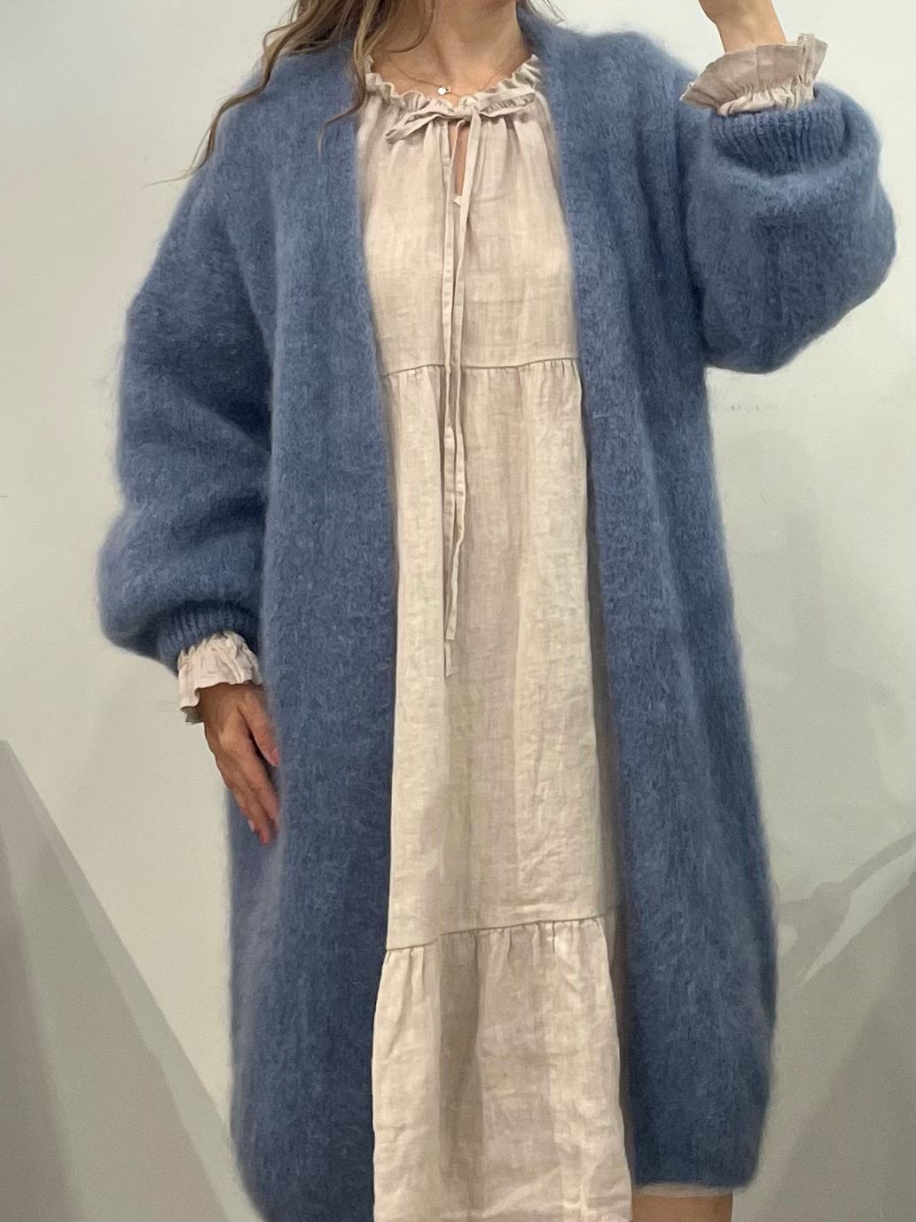 Mohairneule V-pääntie eri värejä-Neuleet/Neuletakit-Peura Collection-Lahja ja sisustus Pussukka Katariina Home Oy