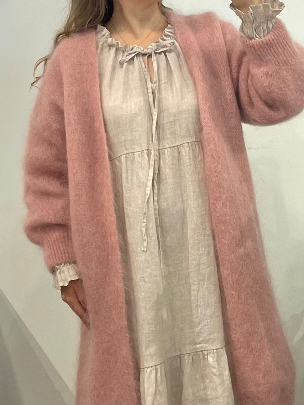 Mohairneule V-pääntie eri värejä-Neuleet/Neuletakit-Peura Collection-Lahja ja sisustus Pussukka Katariina Home Oy