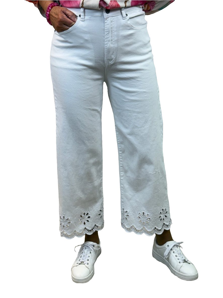 Farkut Brodeé valkoinen-Housut/Farkut-Mix By Heart-Lahja ja sisustus Pussukka Katariina Home Oy