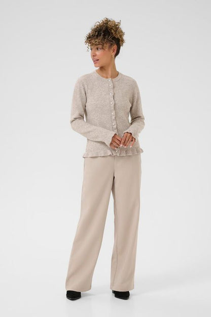 Neuletakki Jolly beige-Neuleet/Neuletakit-Cream Clothing-Lahja ja sisustus Pussukka Katariina Home Oy