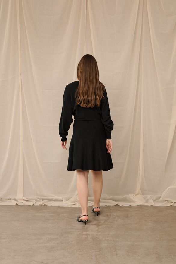 Neulehame Annemari eri värejä-Mekot/Hameet-Culture-Lahja ja sisustus Pussukka Katariina Home Oy