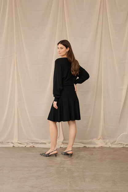 Neulehame Annemari eri värejä-Mekot/Hameet-Culture-Lahja ja sisustus Pussukka Katariina Home Oy