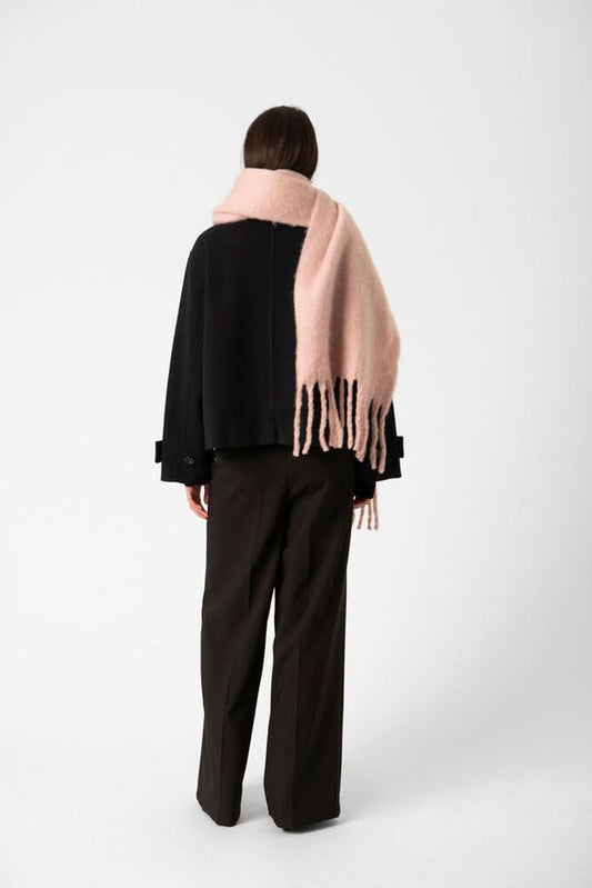 Huivi Hinya pink-Pipot/huivit/sukat-Soaked in Luxury-Lahja ja sisustus Pussukka Katariina Home Oy