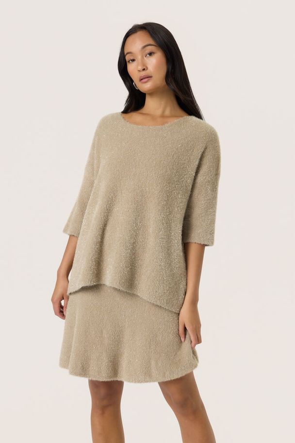 Neule Odalys beige-Neuleet/Neuletakit-Soaked in Luxury-Lahja ja sisustus Pussukka Katariina Home Oy