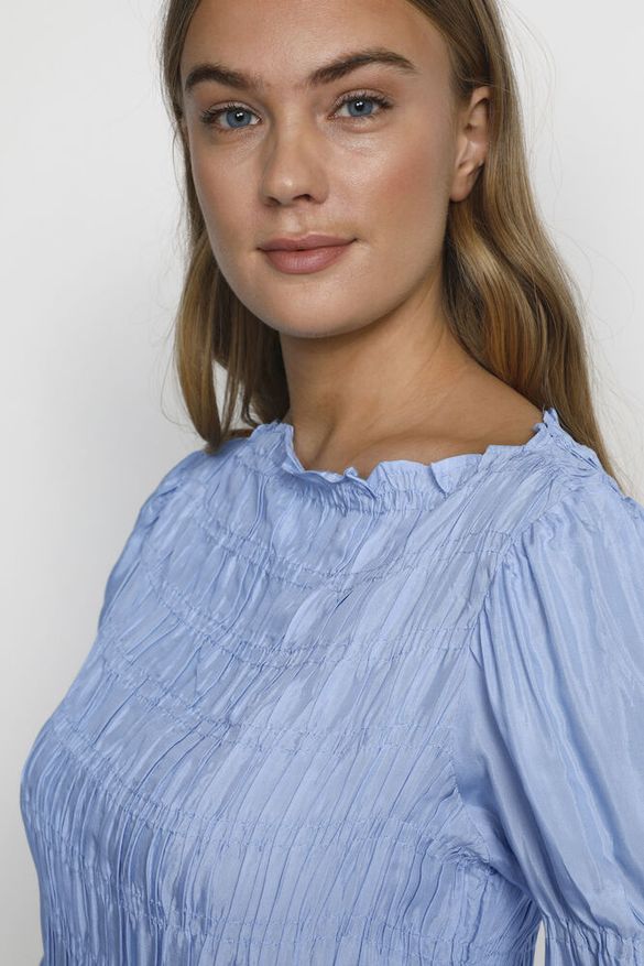 Pusero Henva vaaleansininen