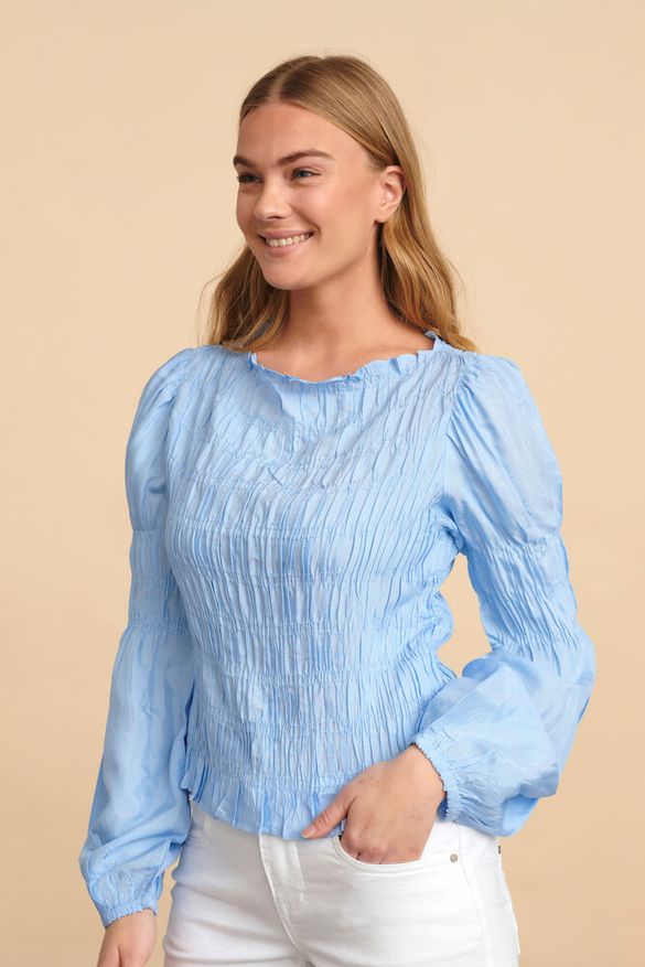 Pusero Henva vaaleansininen-Puserot-Cream Clothing-Lahja ja sisustus Pussukka Katariina Home Oy