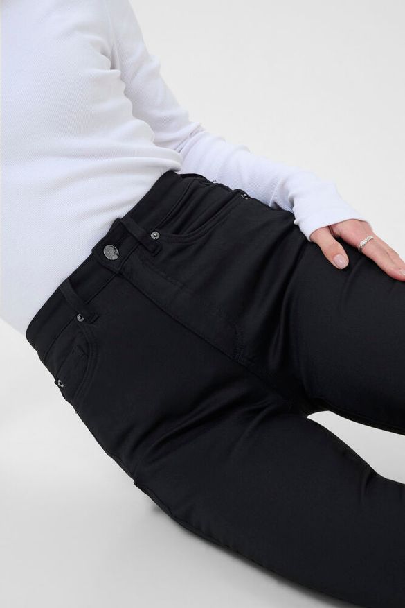 Farkut Willow Slim musta-Housut/Farkut-Kaffe-Lahja ja sisustus Pussukka Katariina Home Oy