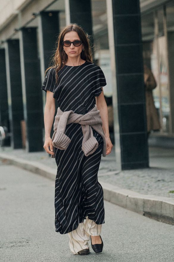 Mekko Marcela musta/valkoinen Soaked in Luxury-Mekot/Hameet-Soaked in Luxury-Lahja ja sisustus Pussukka Katariina Home Oy