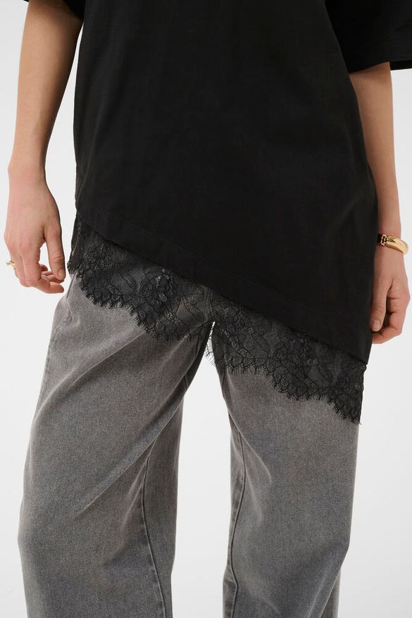 T-Paita Jina lace musta Soaked in Luxury