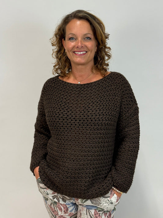 Neulepusero Inka tummanruskea-Neuleet/Neuletakit-Mix By Heart-Lahja ja sisustus Pussukka Katariina Home Oy