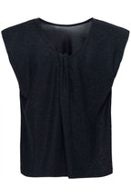 Toppi Skylara musta-T-Paidat-Soaked in Luxury-Lahja ja sisustus Pussukka Katariina Home Oy