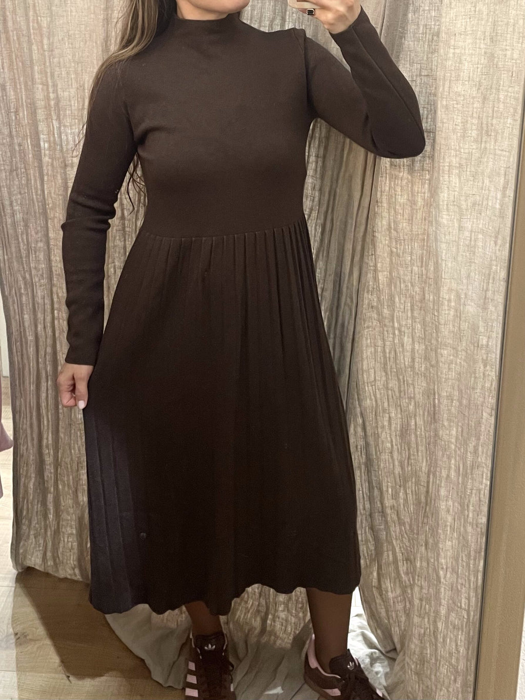 Neulemekko Helene eri värejä-Mekot/Hameet-Peura Collection-Lahja ja sisustus Pussukka Katariina Home Oy