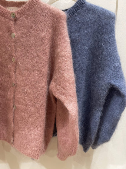 Mohairneuletakki lyhyt eri värejä-Neuleet/Neuletakit-Peura Collection-Lahja ja sisustus Pussukka Katariina Home Oy