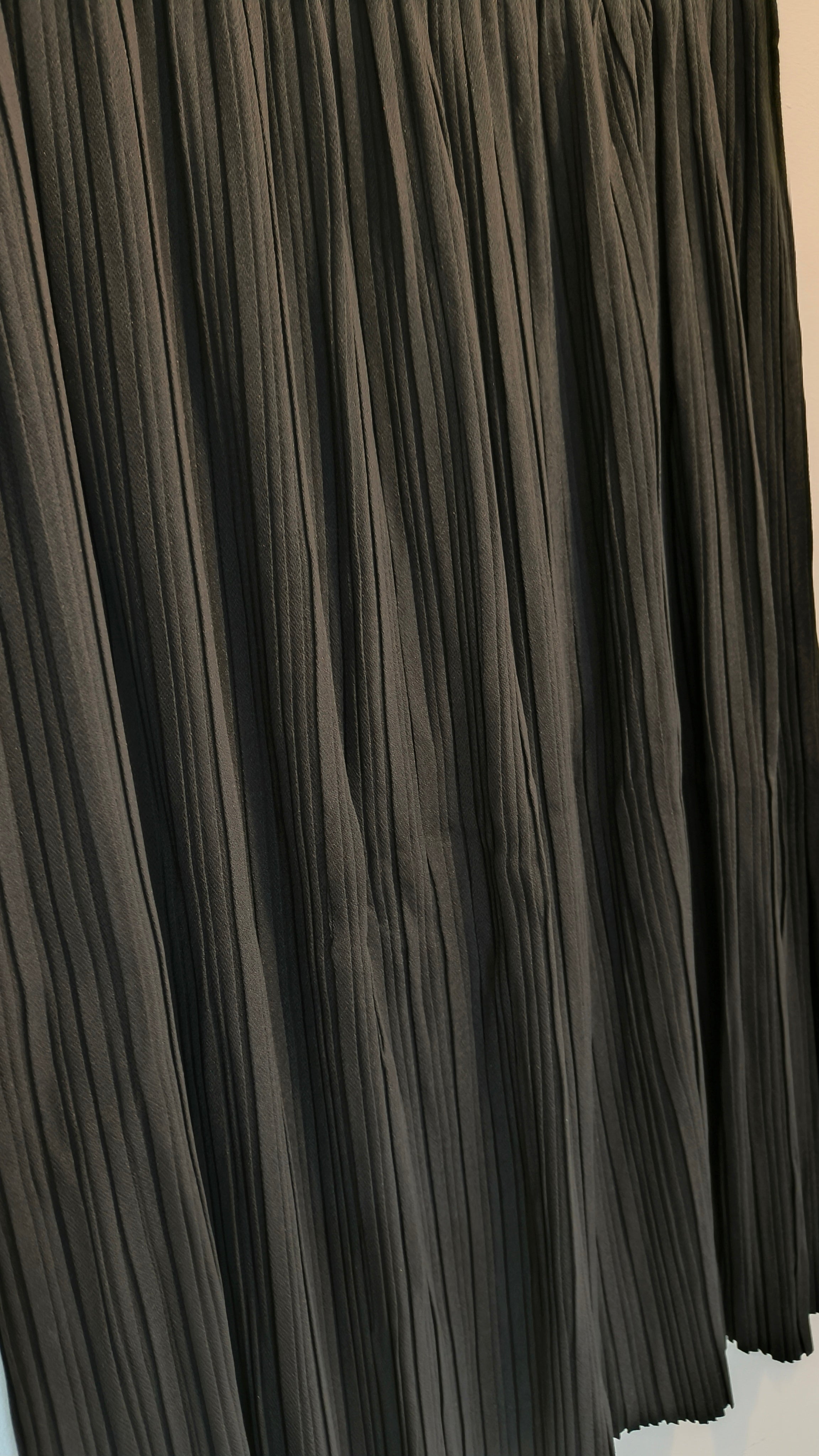 Hame Plisse musta-Mekot/Hameet-Marc Lauge-Lahja ja sisustus Pussukka Katariina Home Oy