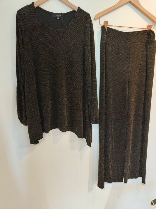 Housut+Pusero Sparkling musta/kulta-Puserot-Marc Lauge-Lahja ja sisustus Pussukka Katariina Home Oy