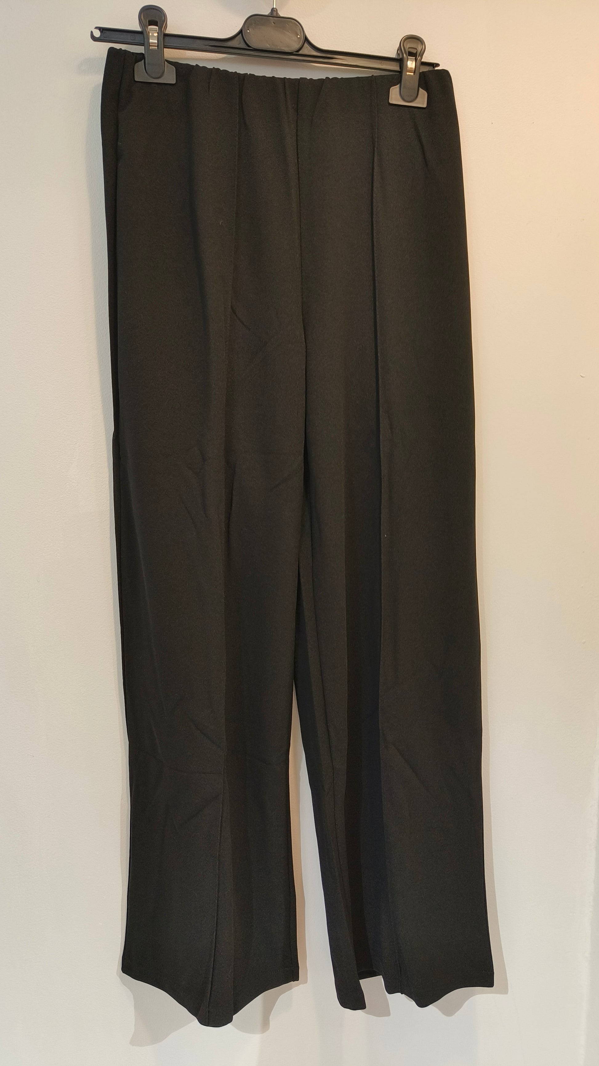 Housut Pintux musta-Housut/Farkut-Marc Lauge-Lahja ja sisustus Pussukka Katariina Home Oy