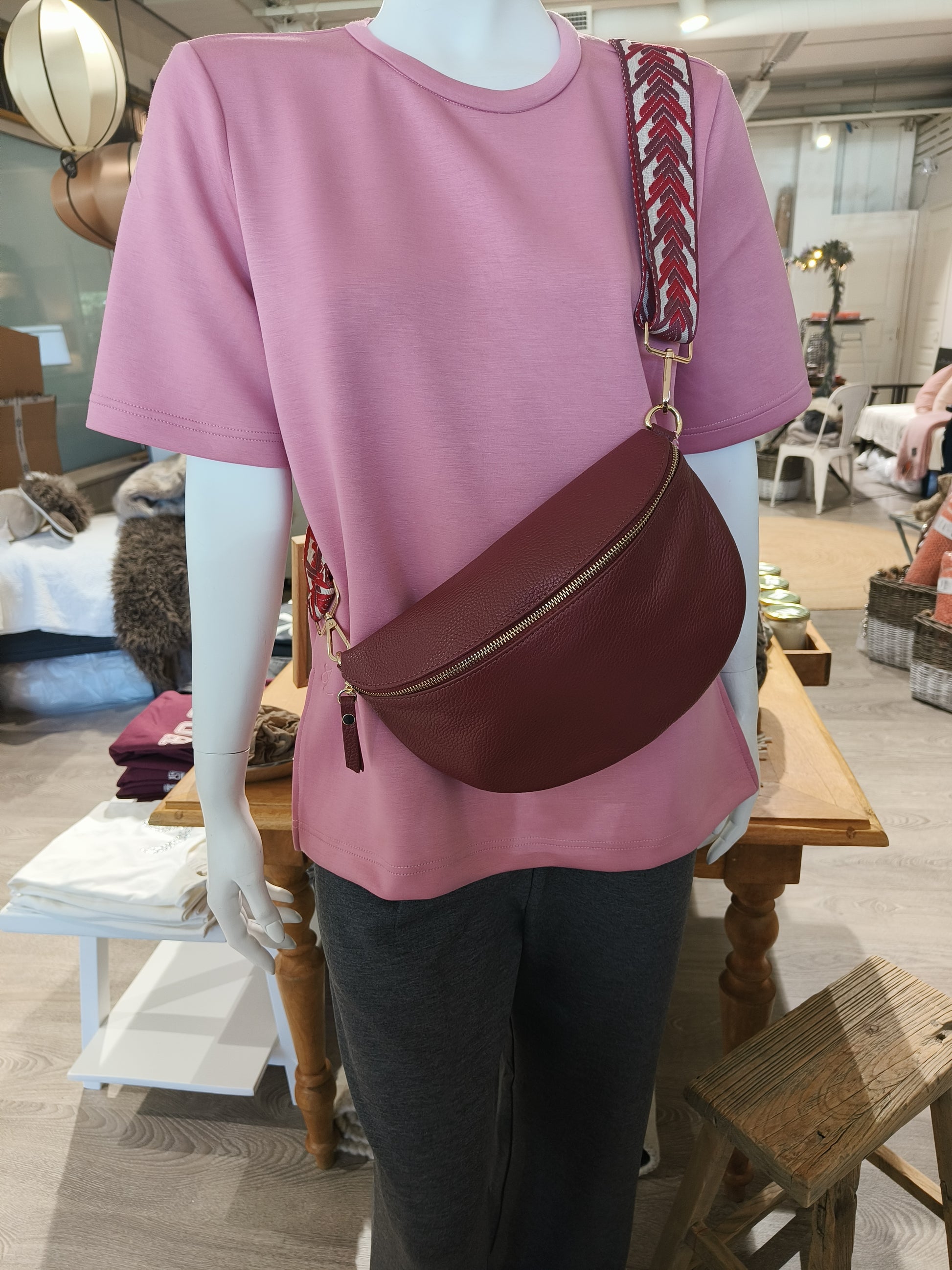 Vyölaukku L-Laukut-Peura Collection-Lahja ja sisustus Pussukka Katariina Home Oy